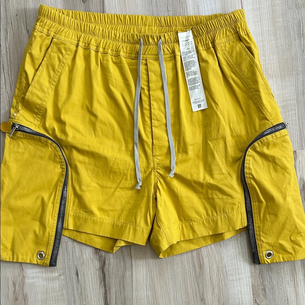 Rick Owens Lemon Cargo Shorts with Zipper Details